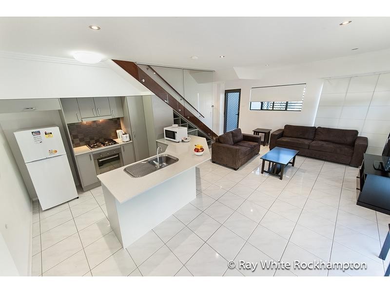 4/76 Wandal Road, Wandal QLD 4700