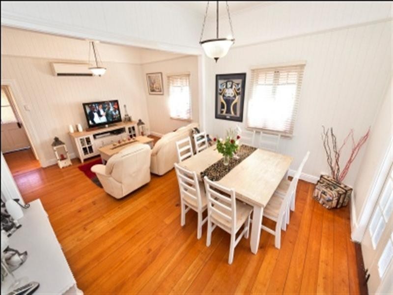 73 Albert Street, The Range QLD 4700