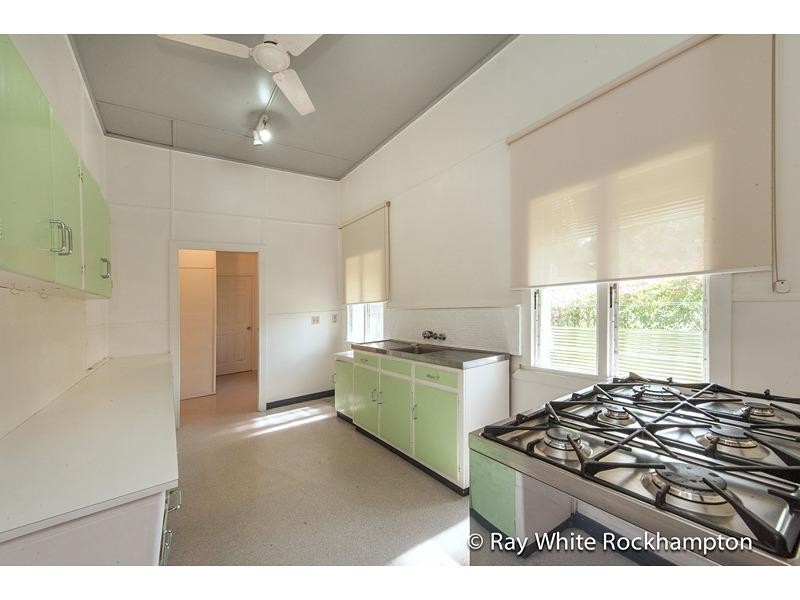 212 Archer Street, The Range QLD 4700