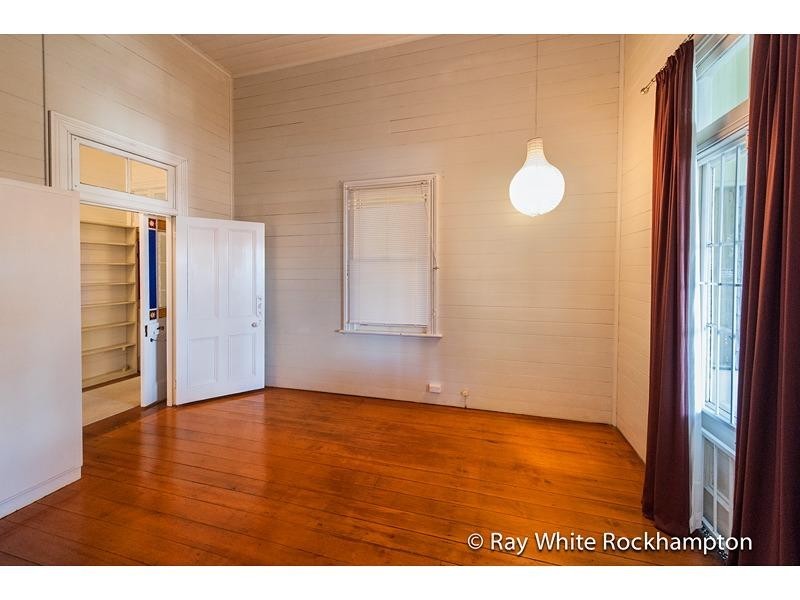 212 Archer Street, The Range QLD 4700