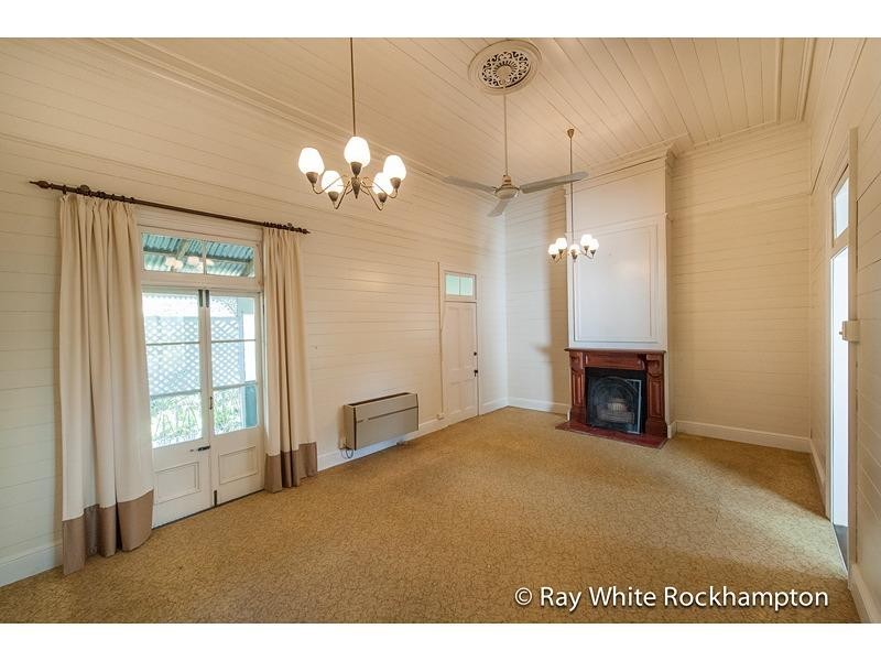 212 Archer Street, The Range QLD 4700