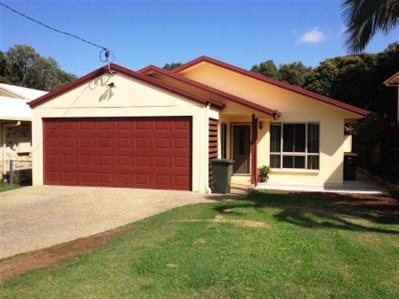 295D Creek Street, Berserker QLD 4701