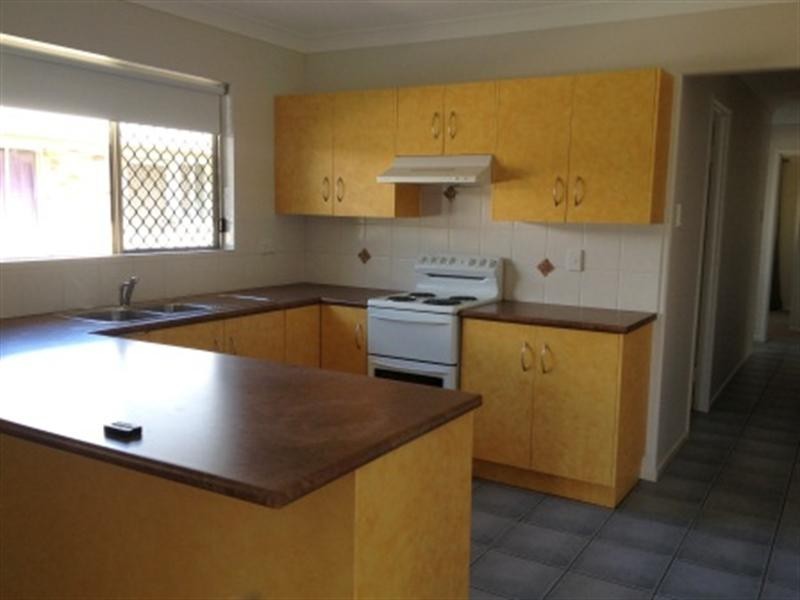 295D Creek Street, Berserker QLD 4701