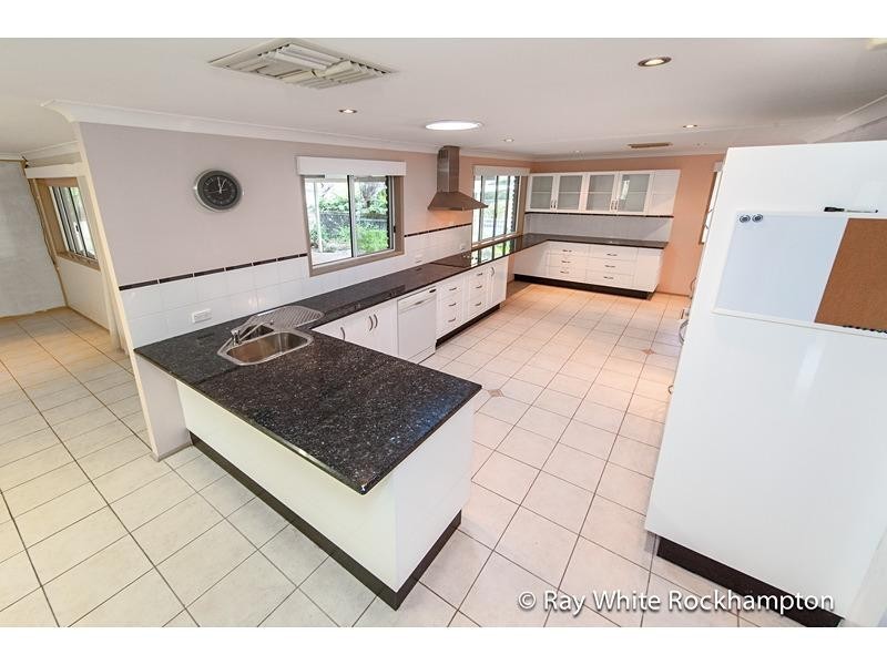 103 Emmerson Drive, Glenlee QLD 4711