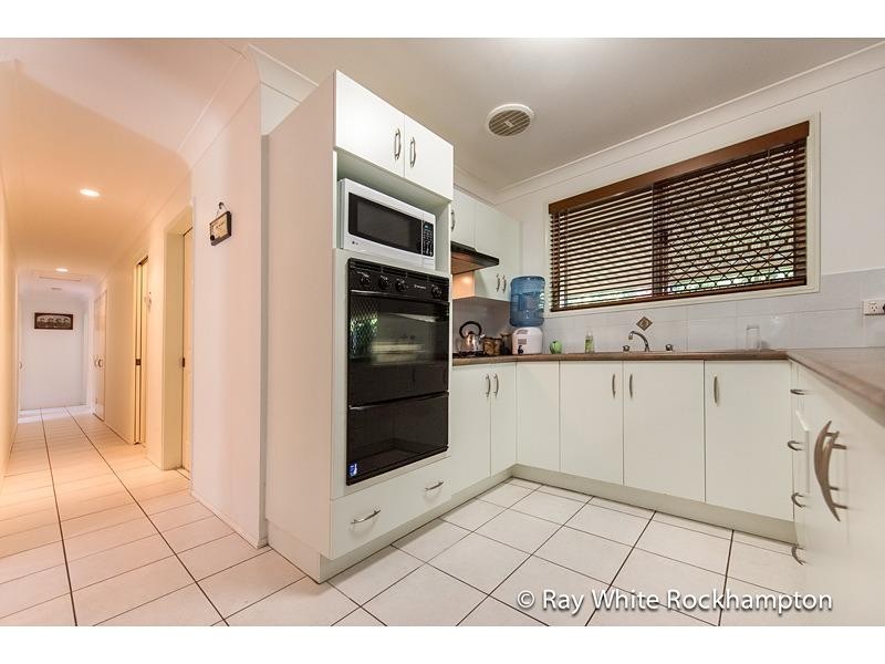 20 Peppermint Drive, Kawana QLD 4701