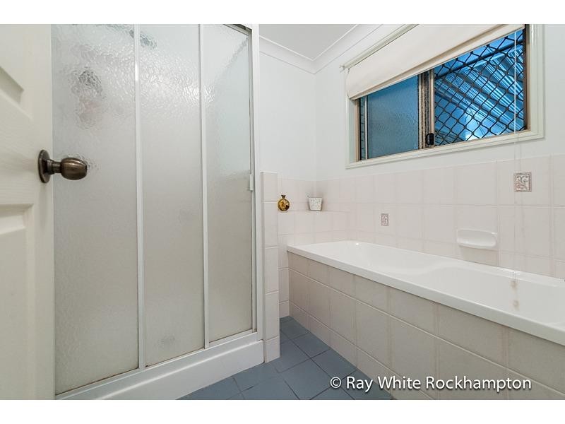 20 Peppermint Drive, Kawana QLD 4701