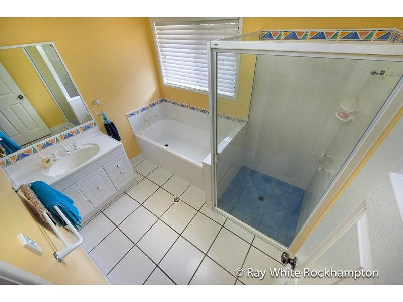 9 Frenchman’s Lane, Frenchville QLD 4701