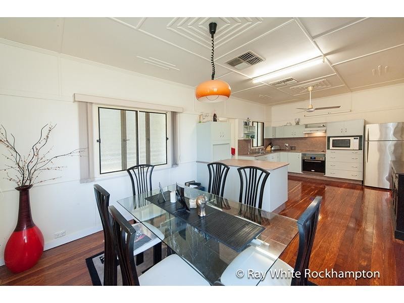 279 Waterloo Street, Berserker QLD 4701