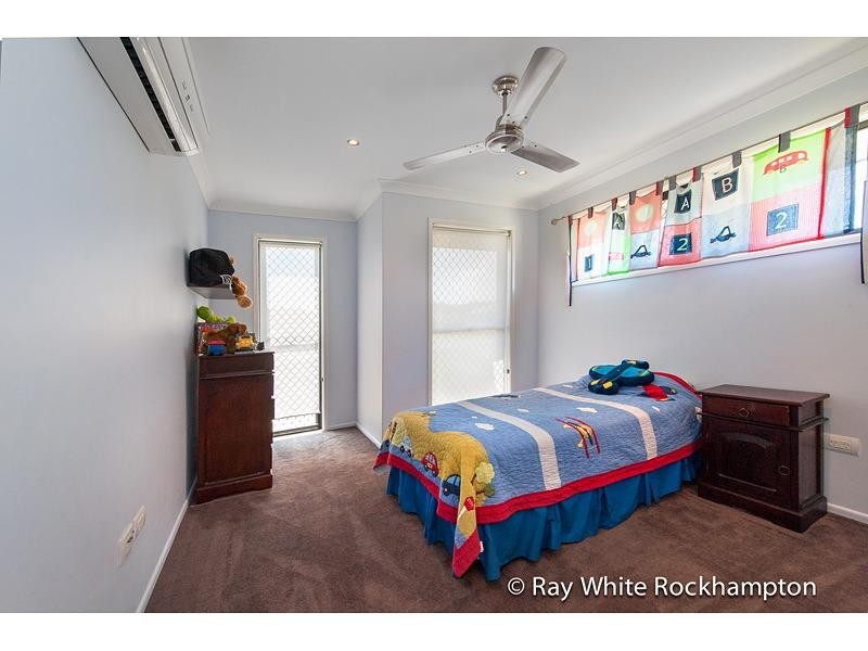 5 Riverside Drive, Parkhurst QLD 4702