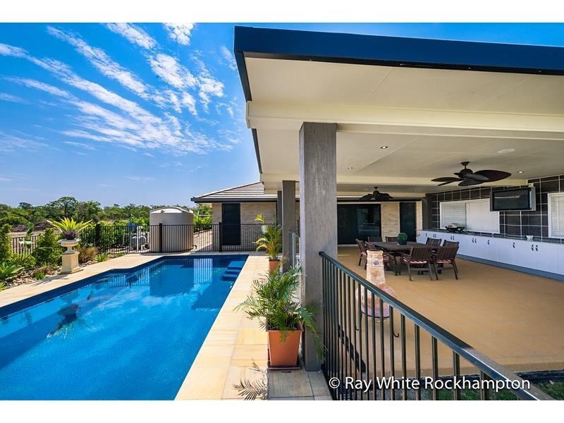 5 Riverside Drive, Parkhurst QLD 4702