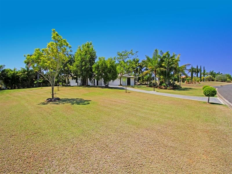 99 Angela Road, Rockyview QLD 4701