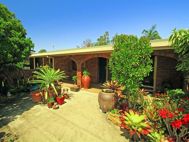 35 Twigg Street, Park Avenue QLD 4701