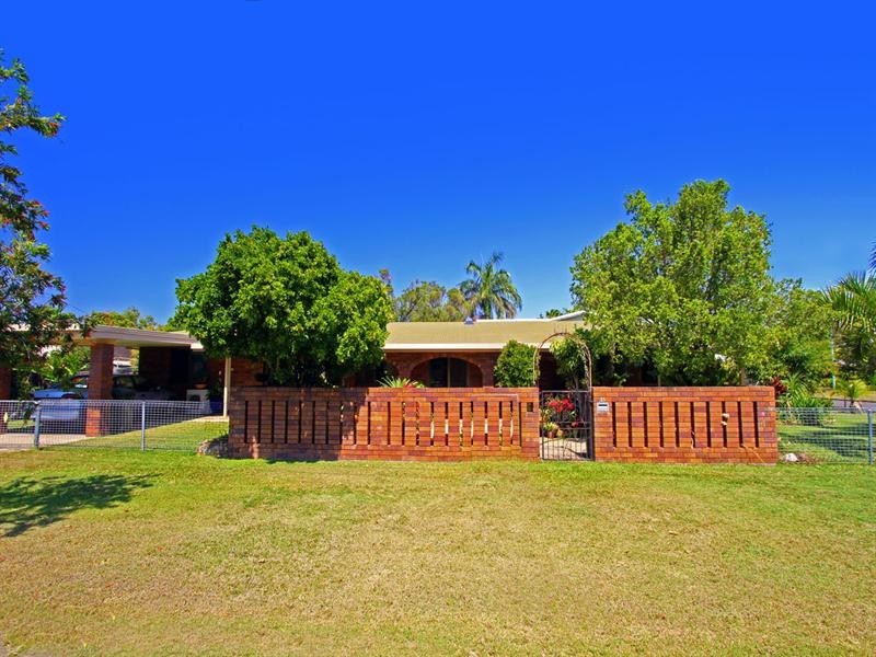 35 Twigg Street, Park Avenue QLD 4701