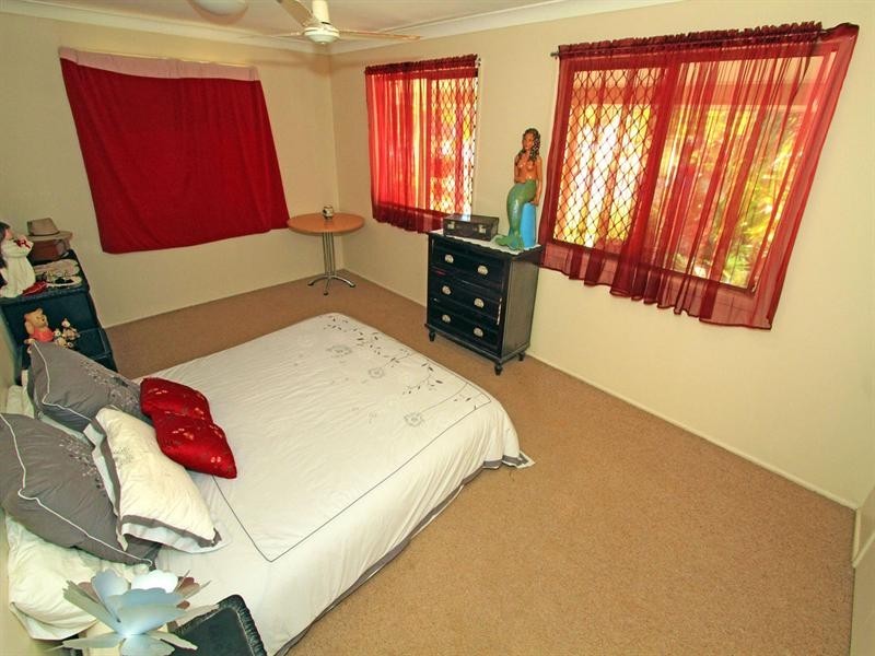 35 Twigg Street, Park Avenue QLD 4701