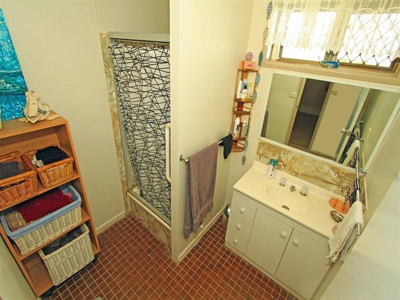 35 Twigg Street, Park Avenue QLD 4701