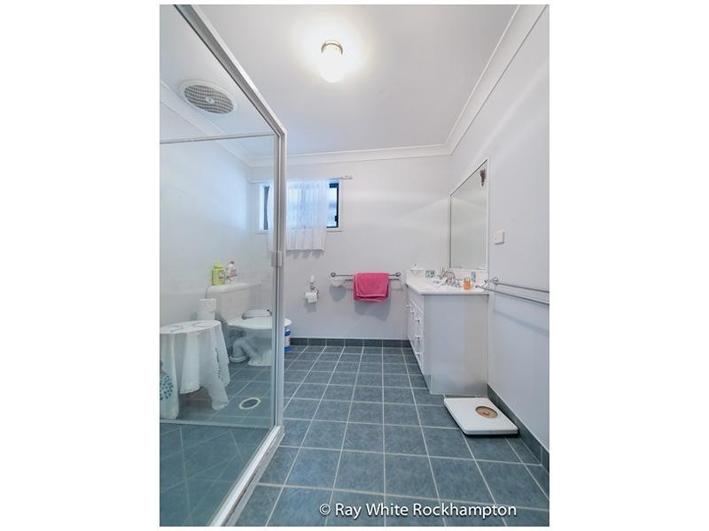 37 Oxley Drive, Glenlee QLD 4711