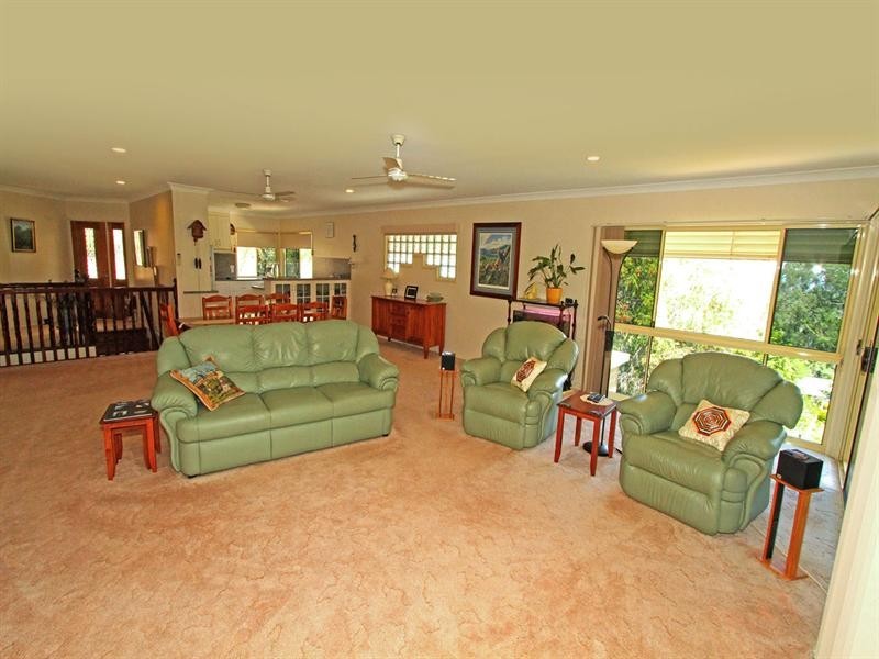 11 Laylee Court, Frenchville QLD 4701