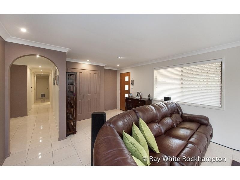 2 Moss Court, Frenchville QLD 4701