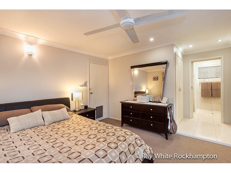 2 Moss Court, Frenchville QLD 4701