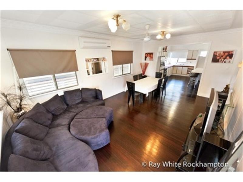 4 Luck, Wandal QLD 4700