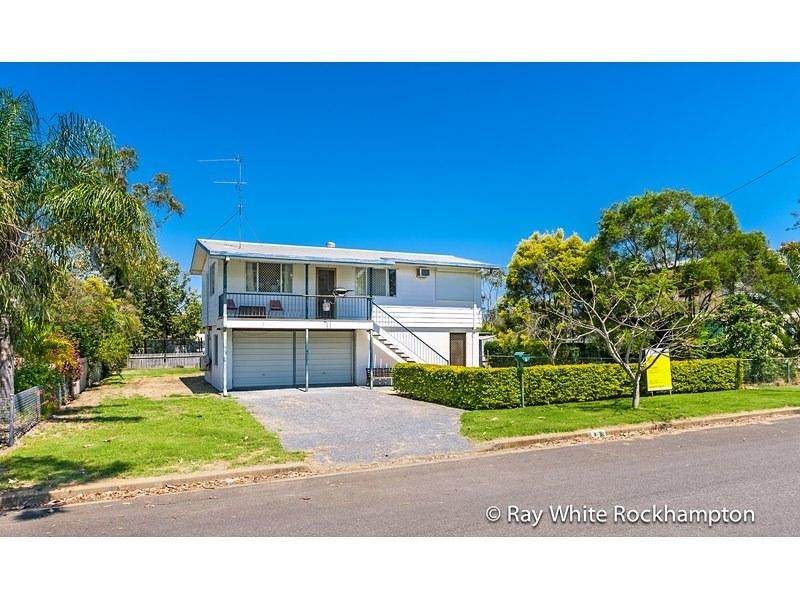 3 Barry Street, Gracemere QLD 4702