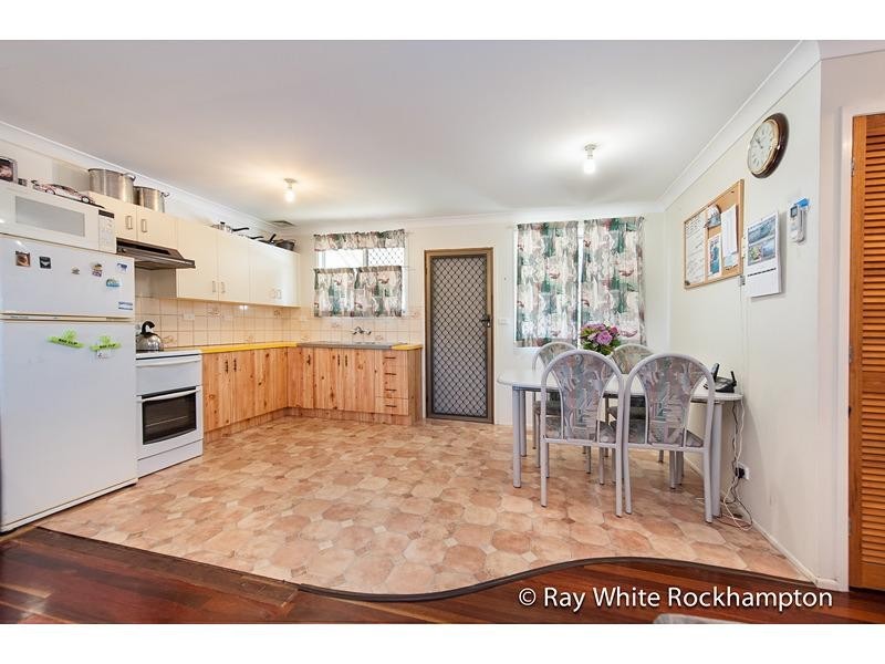 3 Barry Street, Gracemere QLD 4702