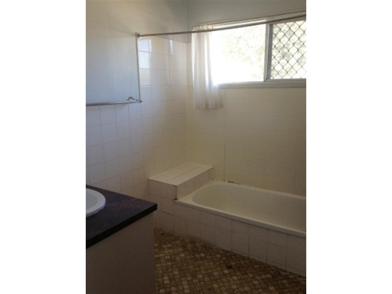 114 Dee Street, Koongal QLD 4701