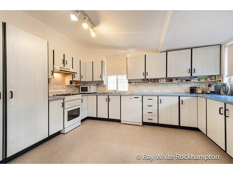 48 Lion Creek Road, Wandal QLD 4700