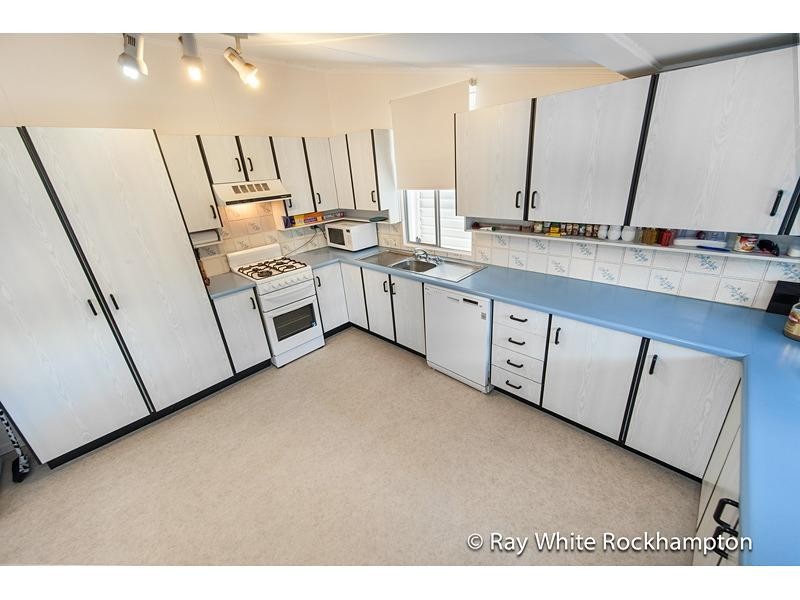 48 Lion Creek Road, Wandal QLD 4700