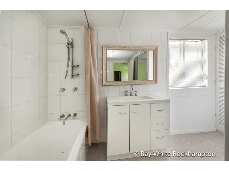 48 Lion Creek Road, Wandal QLD 4700