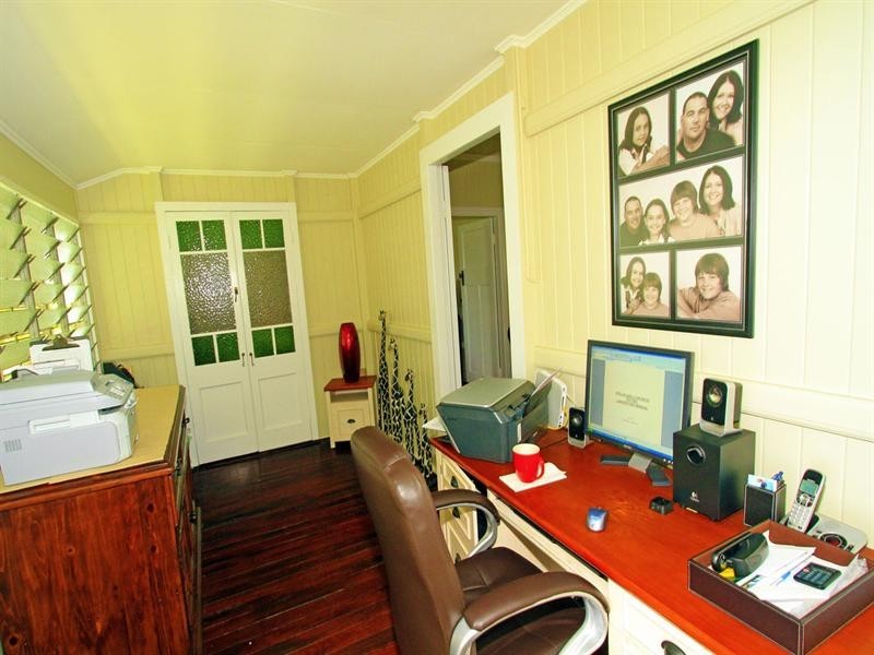 41 Armstrong Street, Berserker QLD 4701