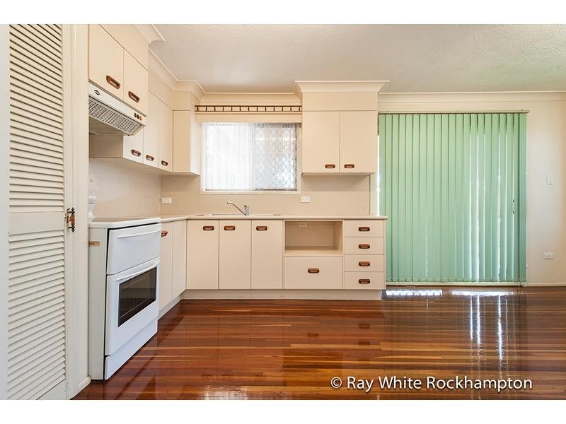 34 Westmoreland Street, Kawana QLD 4701