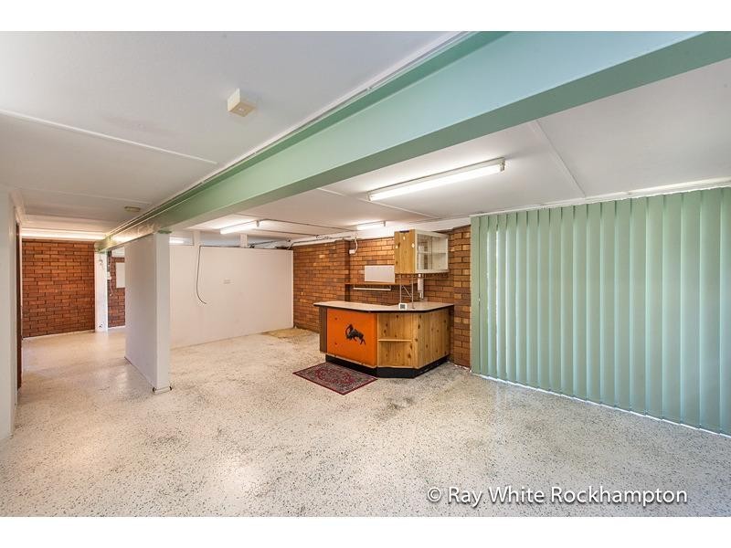 34 Westmoreland Street, Kawana QLD 4701