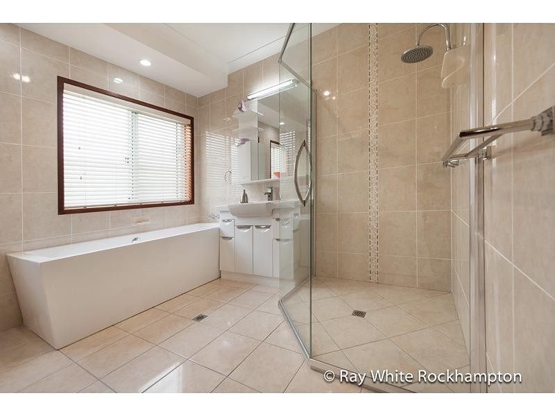 313 Thirkettle Avenue, Frenchville QLD 4701