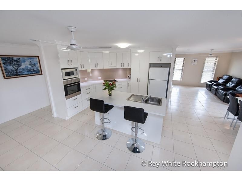 36 Broadhurst Drive, Gracemere QLD 4702