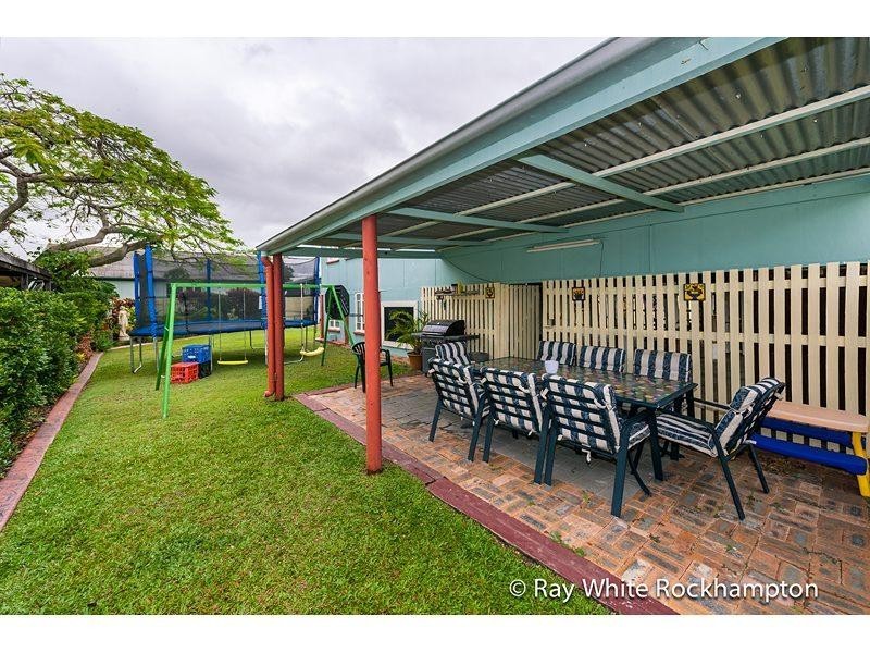 90 Stamford Street, Berserker QLD 4701