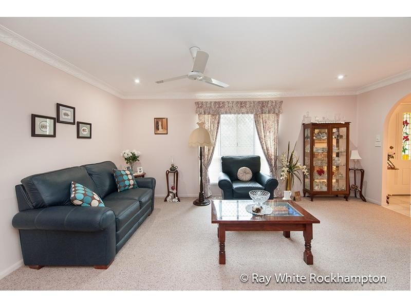 27 Brady Close, Glenlee QLD 4711