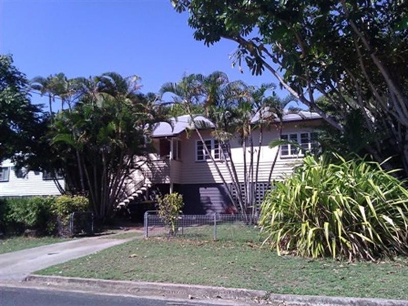 76 Robinson Street, Berserker QLD 4701