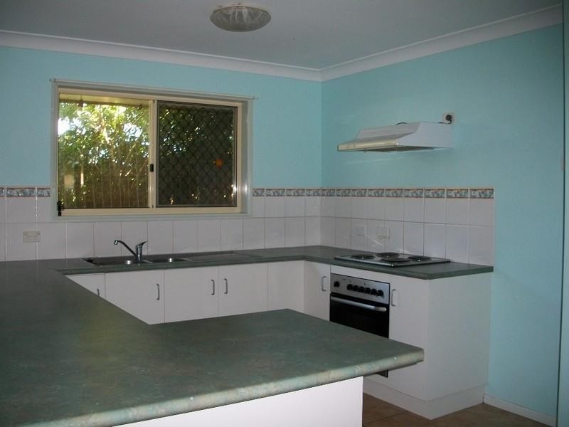 40 Bean Avenue, Parkhurst QLD 4702