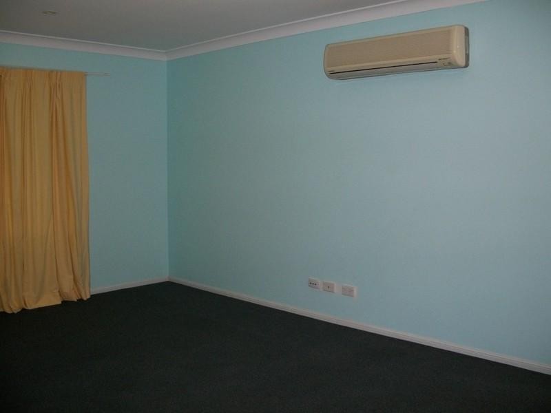 40 Bean Avenue, Parkhurst QLD 4702