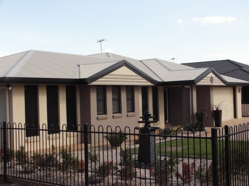 6 Sandys Place, Kawana QLD 4701