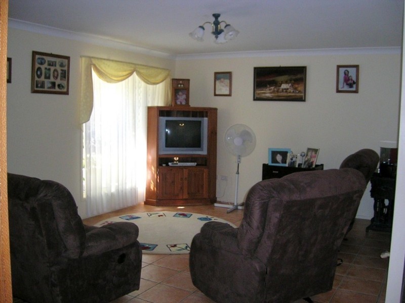 14 Ballard Street, Lakes Creek QLD 4701