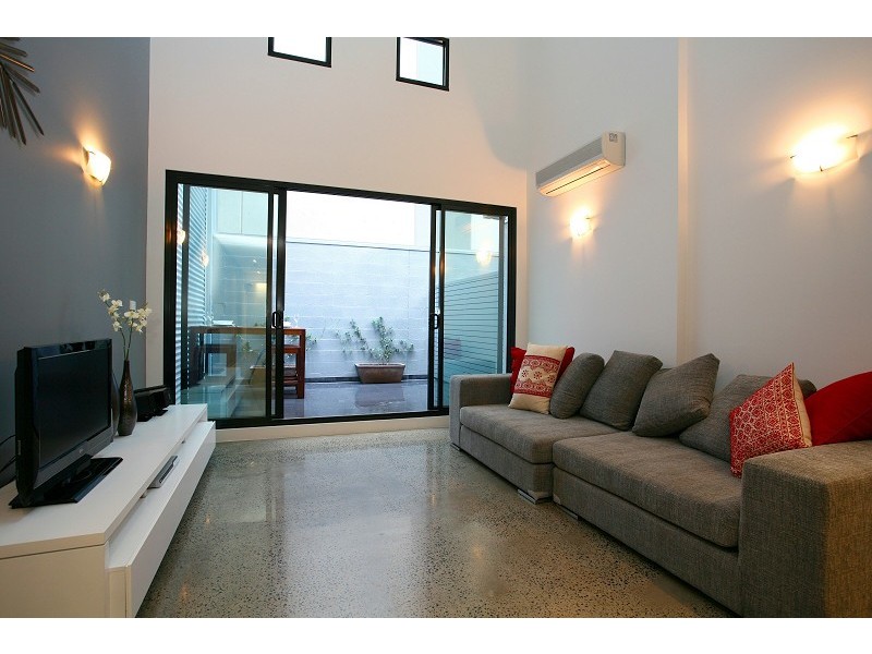 18 Kavanagh Street, Southbank VIC 3006