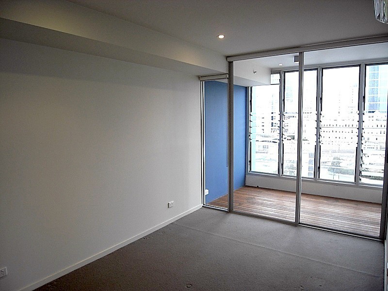 1105/8 McCrae Street, Docklands VIC 3008