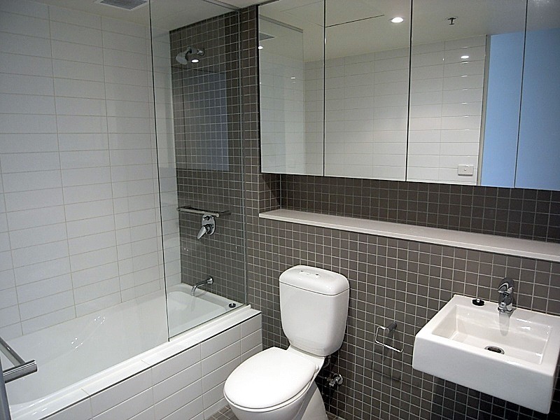 1105/8 McCrae Street, Docklands VIC 3008