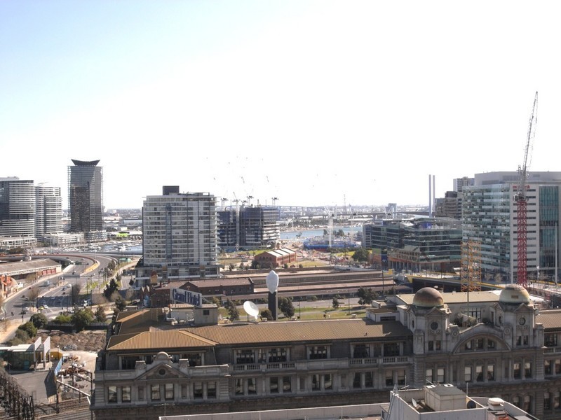 1805/8 Downie Street, Melbourne VIC 3000