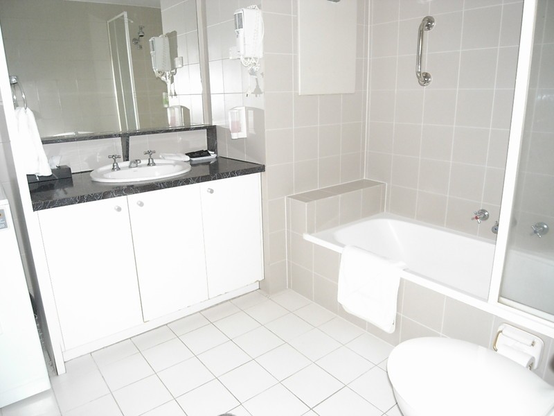 1623/474 Flinders Street, Melbourne VIC 3004