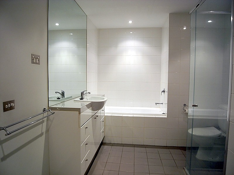 918/422 Collins Street, Melbourne VIC 3000