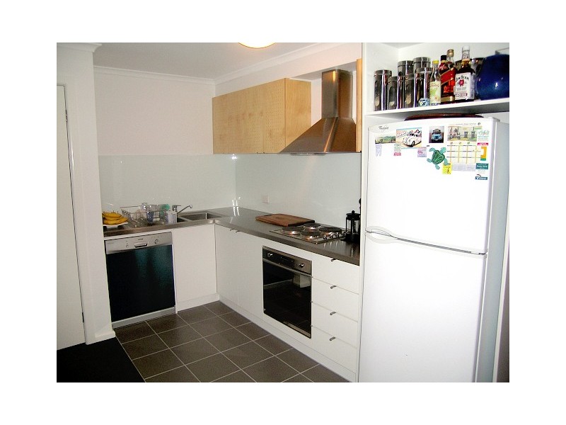 14/1 Pottery Court, Brunswick VIC 3056