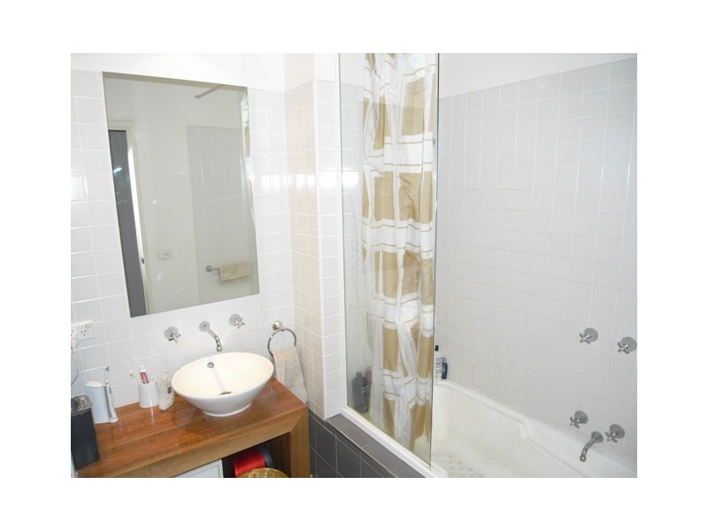 407/166 Wellington Parade, East Melbourne VIC 3002